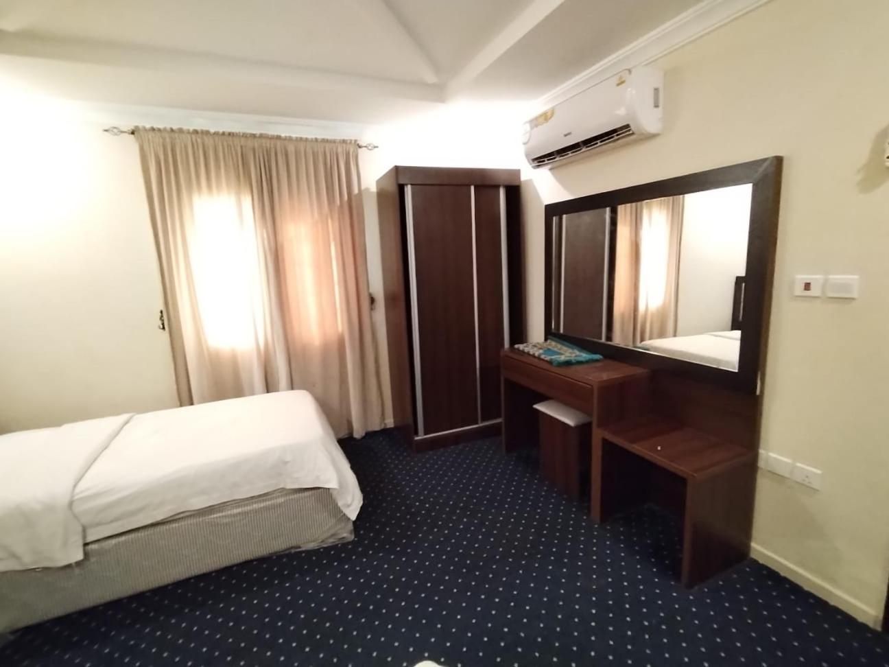 فندق الفرسان المتحدة فرع الفيصلية Aparthotel Джеда Екстериор снимка